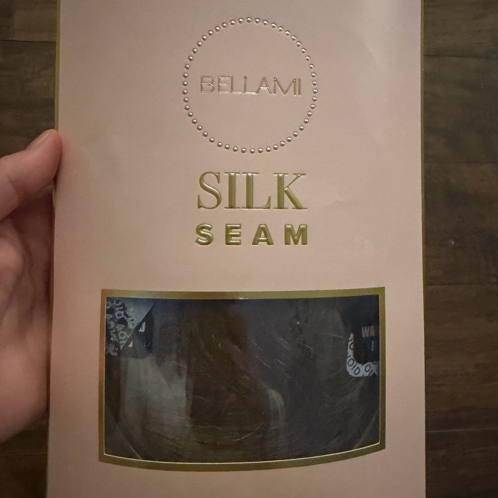 BELLAMI Silk Seam Hair Extensions - ash brown 16 inch